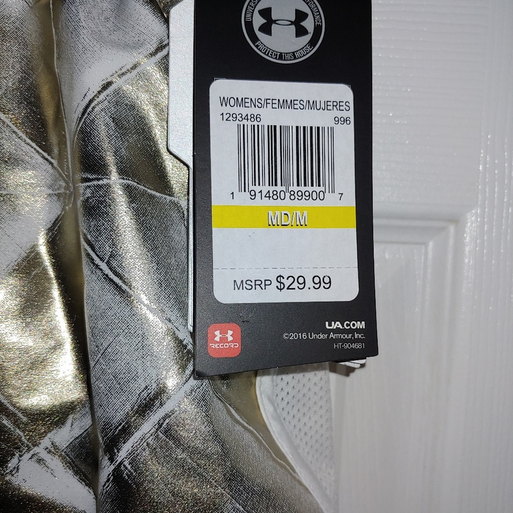 Under Armour Shorts Size Medium - Picture 3 of 3